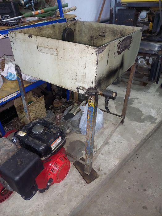 Ёмкость, корыто, бадья