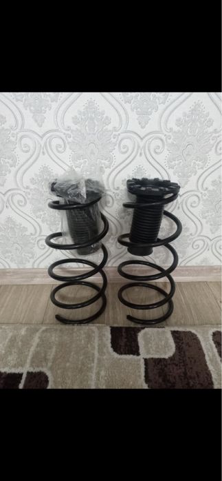 Продам пружина Camry 20