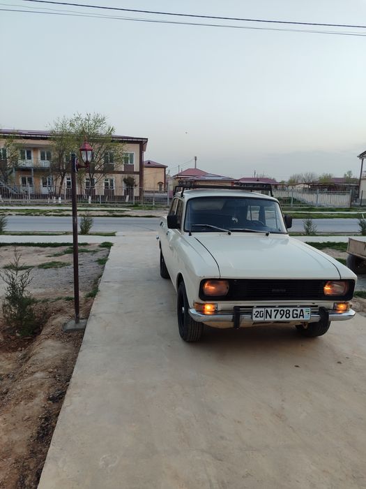 Moskvich AZLK SROCHNO Sotiladi Prisepi bilan narxi 22 million kami bor
