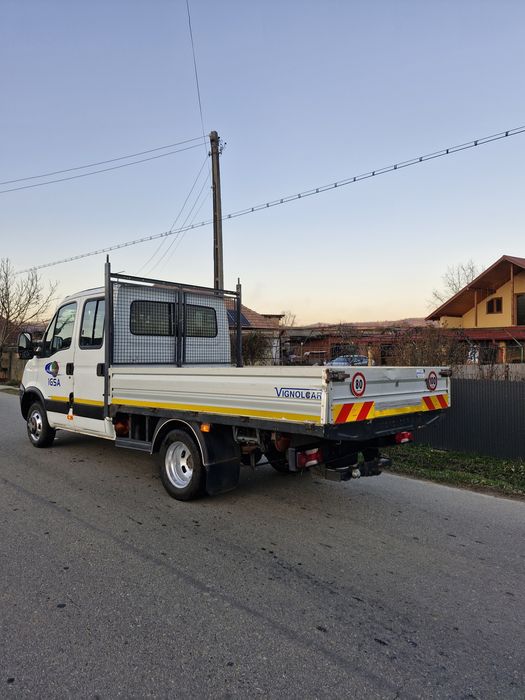 Iveco Daily 7 locuri , 5000kg