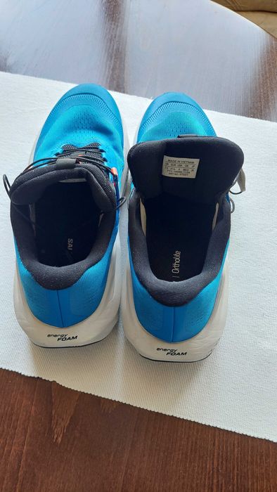 Salomon Ultraglide 3