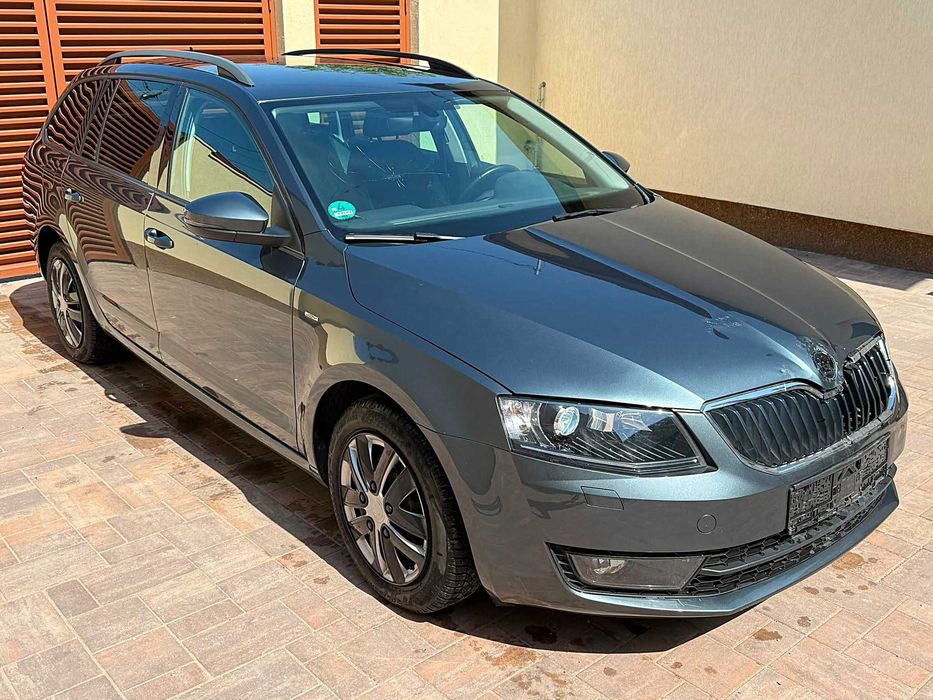 Skoda OCTAVIA III JOY 06/2016 1.6 TDI EURO 6 Import Germania - Usor avariata - LED NAVI Carlig Culoare deosebita