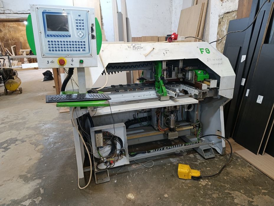 CNC пробивна машина HIRZT F8