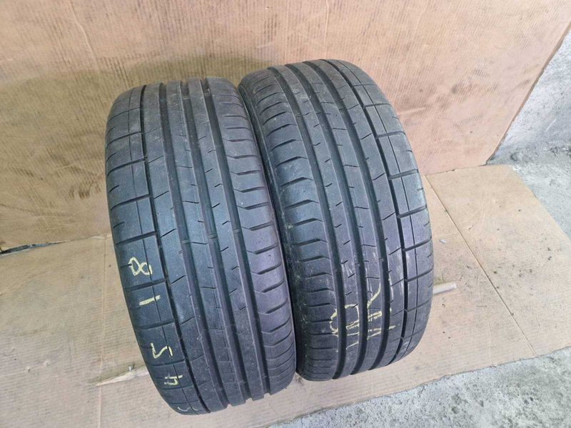 2 Pirelli R18 235/45
летни гуми
DOT3517