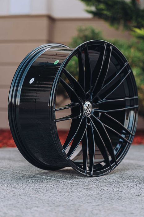 Jante Roti Volkswagen R20 5x112 Black Passat Golf Tiguan Touran EOS Scirocco Phaeton Jetta Aliaj No