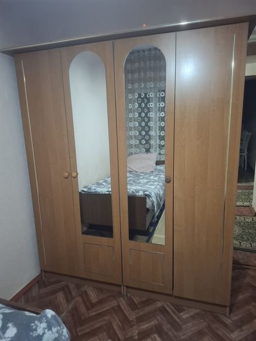 Продам шифоньер а хорошем состоянии