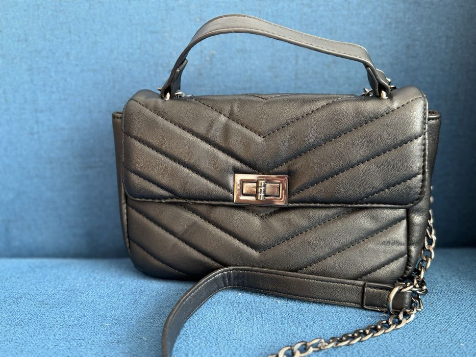 Елегантна дамска чанта