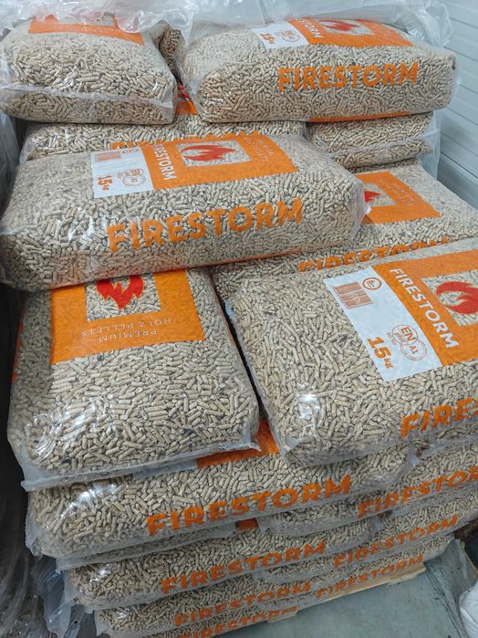 Пелети иглолистни, широколистни или смес на различни производители