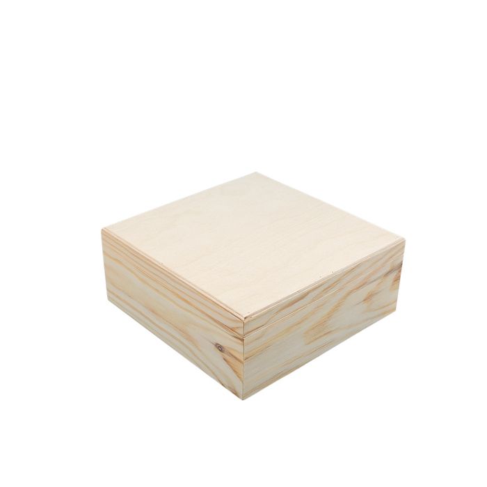 Шкатулка деревянная