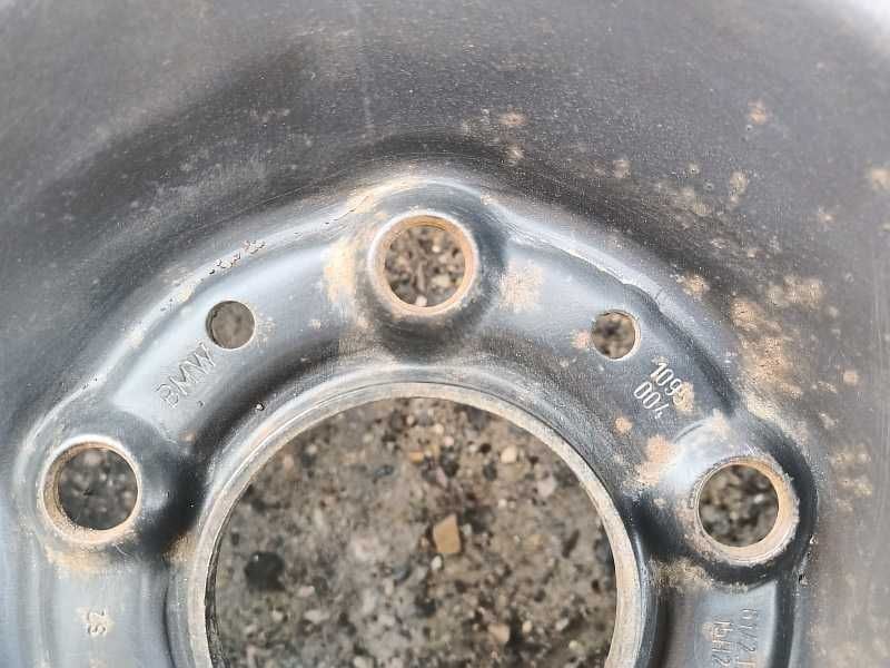 Продам оригинальный металлический диск на BMW 3