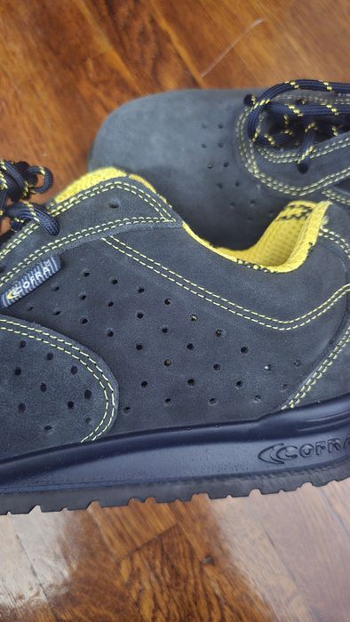 Работни обувки от естествена кожа