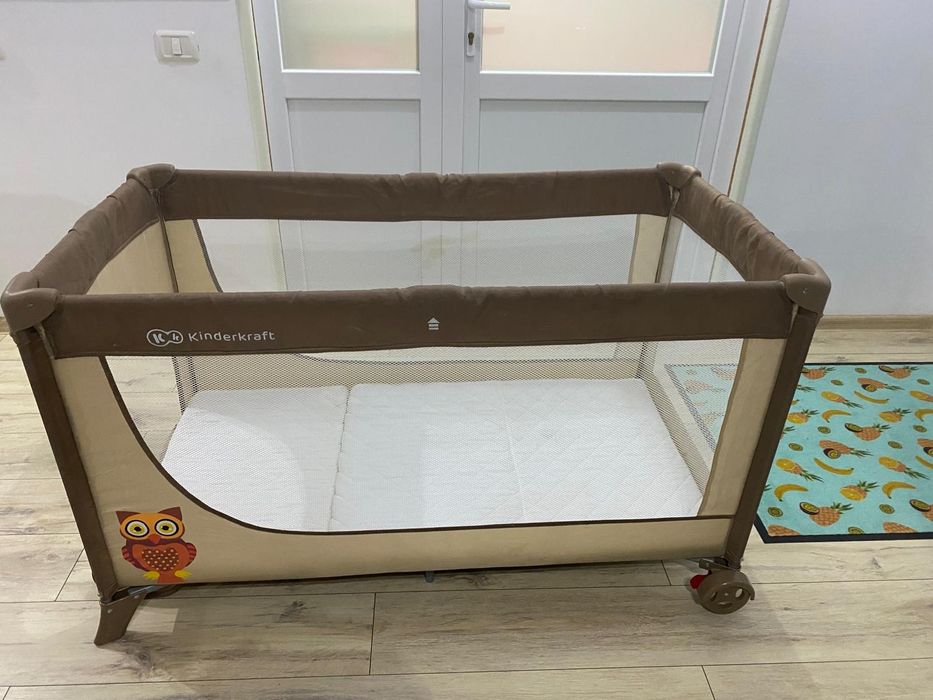 Vând pătuț pliabil Kinderkraft Joy 2
