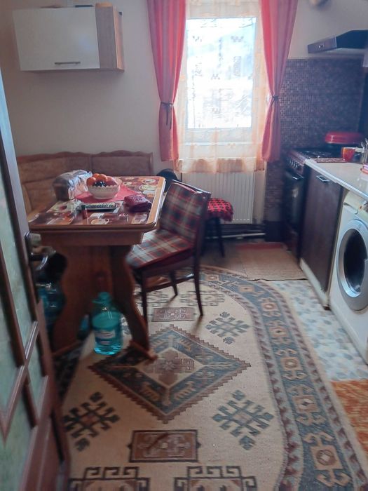 apartament cu 3 camere de vănzare