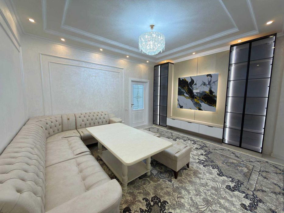 Срочно! Продаётся 3х комнатная квартира на первом этаже!!!