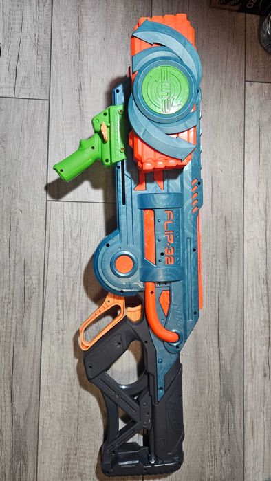 Nerf Elite 2.0 - 4 броя бластера + жилетка