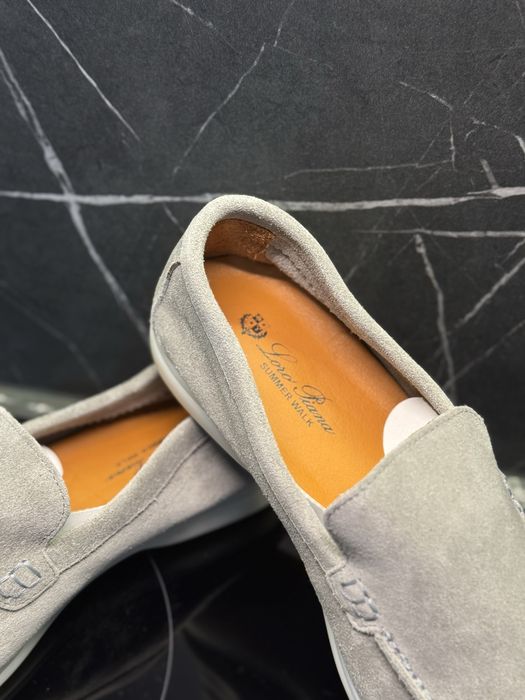 Loro Piana Summer Walk 44 29CM