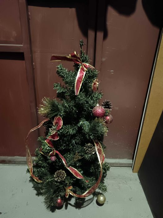 Изкуствена елха с окраса