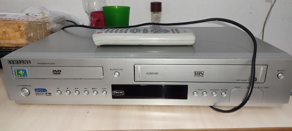 Видеомагнитофон Самсунг