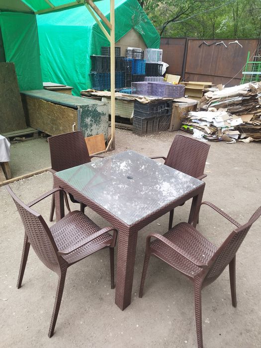 Продается Столы, стулья