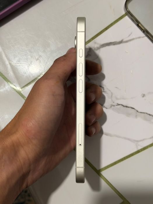 Iphone 16•128GB/93%/белый
