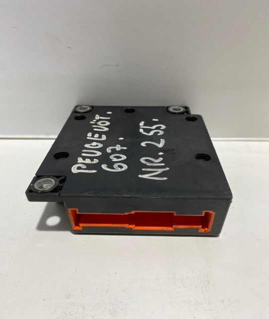 Calculator airbag Modul 9643869780 / L2V2C05AAZ2 Peugeot 607 prima ge