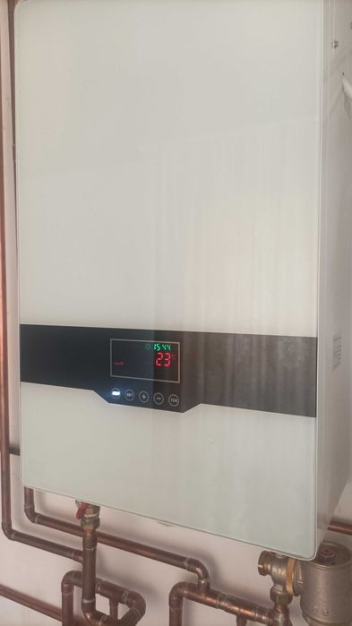 Generator diesel trifazic de 9 kw cu automatizare si centrala electrica pe inductie de 6 kw