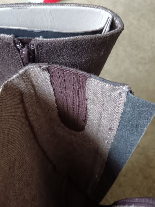 Нови дамски ботуши Caterpillar, размер 39