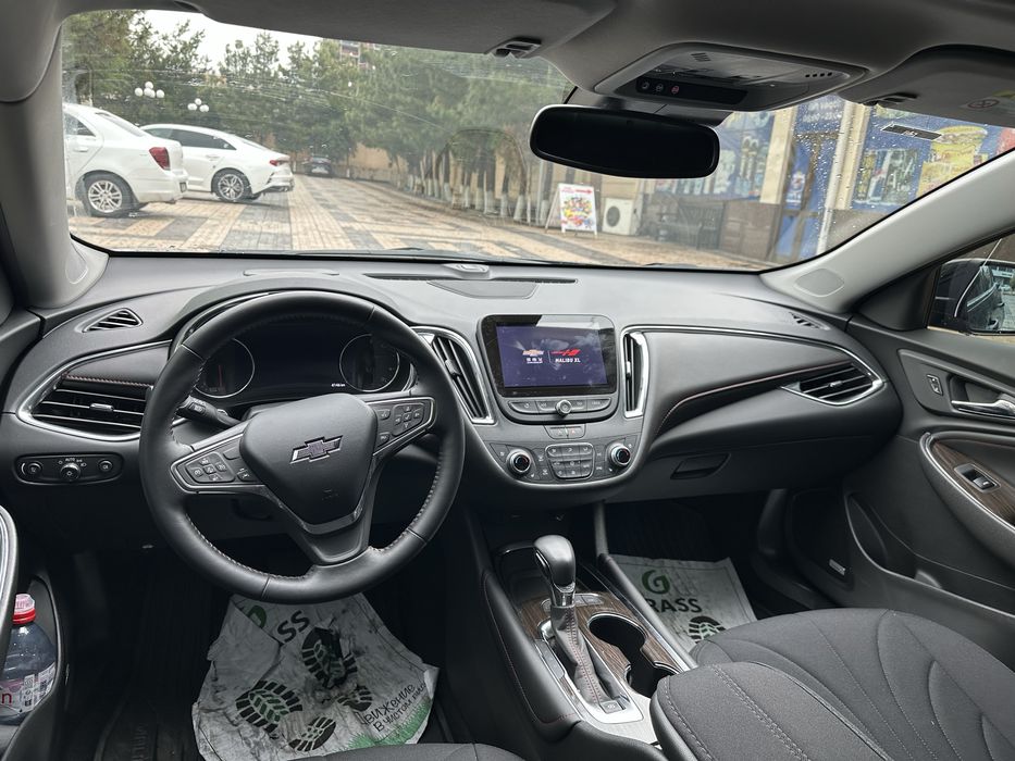 Malibu XL sotiladi polniy bron qlingan Full