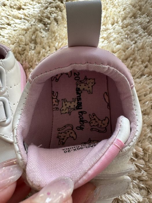 Încălțăminte bebe număr 20