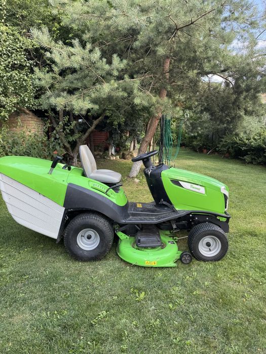 Tractoras tuns iarba/gazon Viking Stihl ca nou