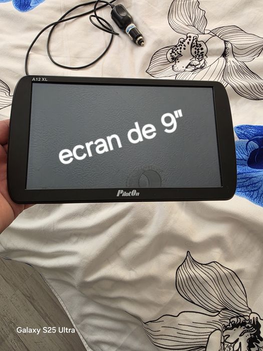 GPS PilotOn ecran de 9" inch cu camera  functionala
