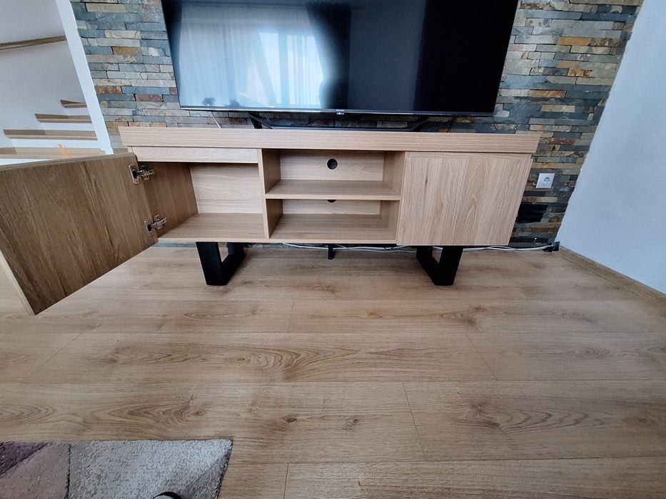 Comodă TV (televizor)