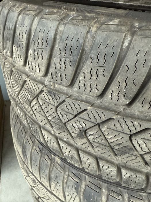 4бр. Зимни Гуми 225/45/18 Pirelli Winter Sottozero 3