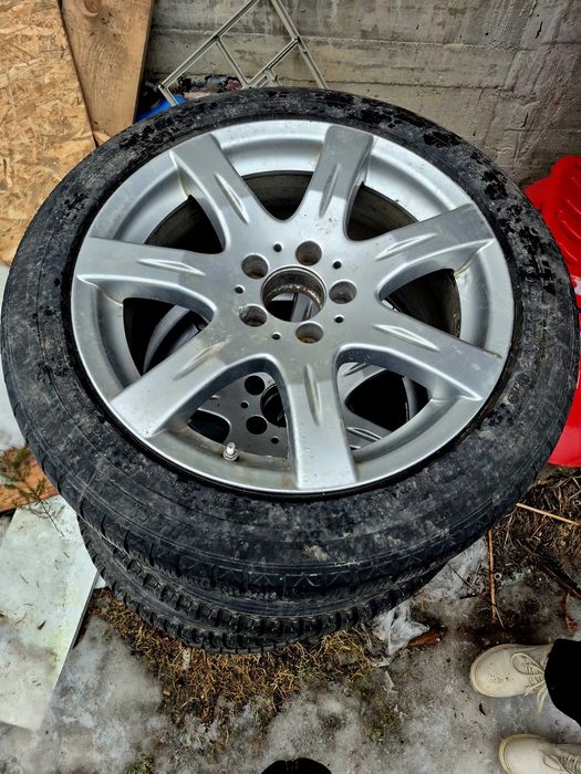 Vând jante cu cauciucuri