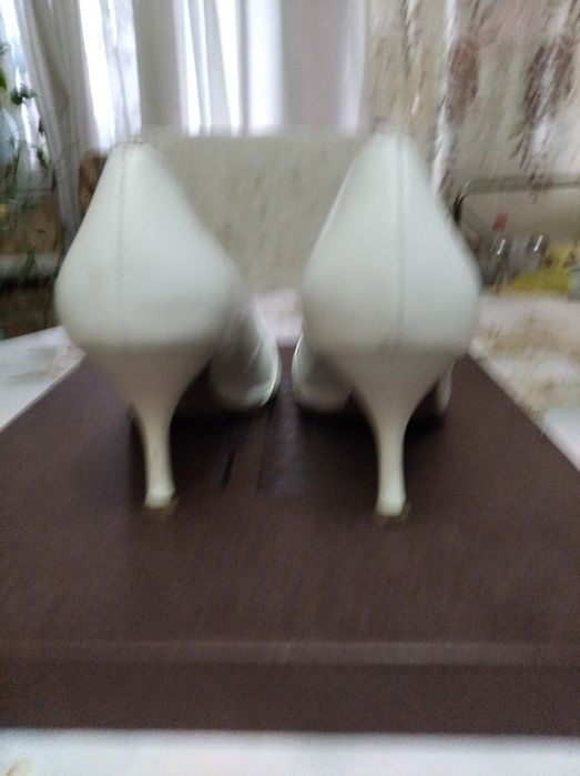 Свадебные туфли р.37 ( 38)