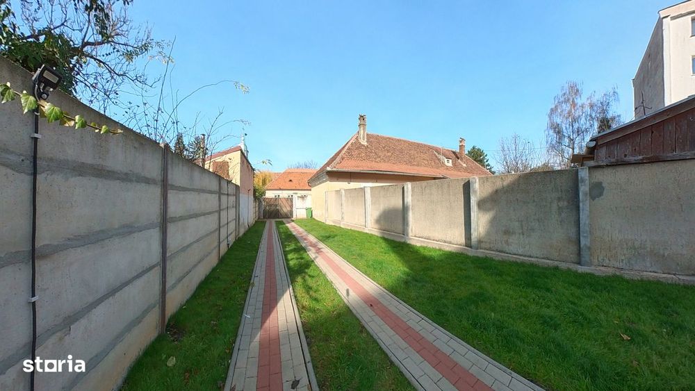 Vila tip Duplex in centrul istoric Brasov, cu 70% din terenul de 900mp