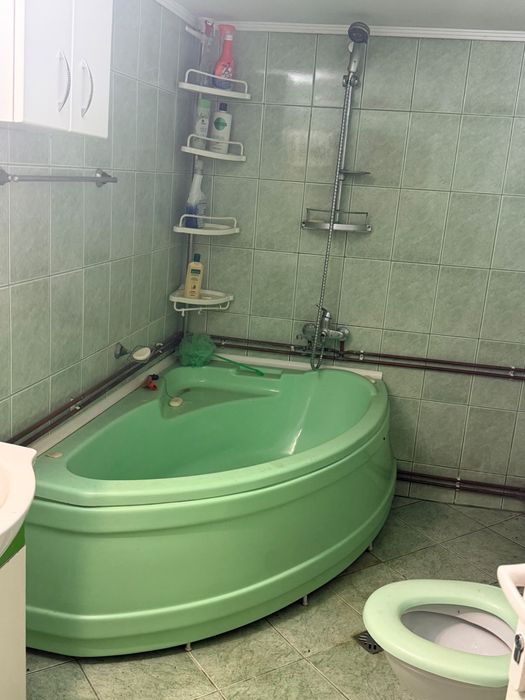 Mobilier baie utilizat dar in stare buna