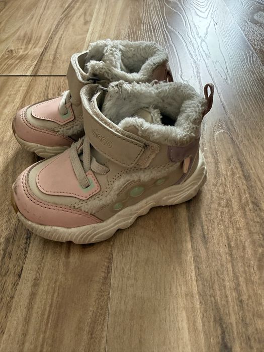 Aнатомическую обувь для детей разных размеров