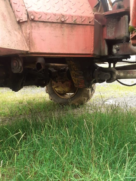 Vând motor în 3 cilindri functional