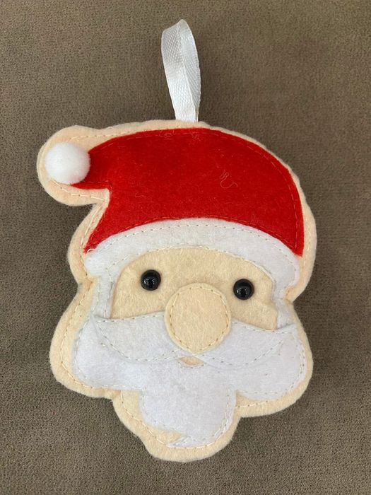 Коледни играчки от филц