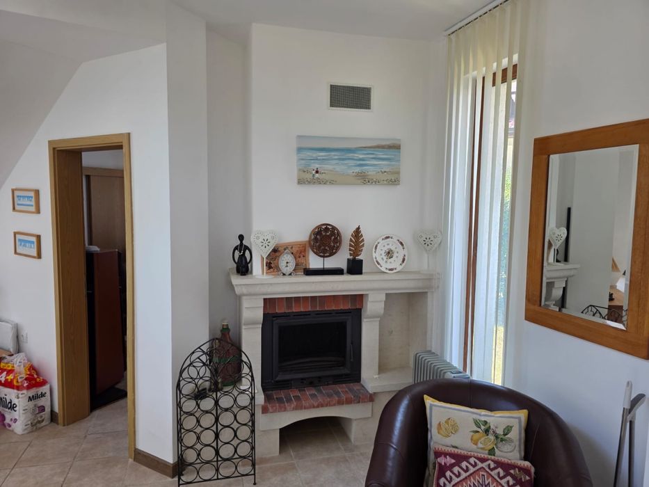 Продава се Къща в Каблешково - 160 кв.м за 1500 €/кв.м - Снимка #2