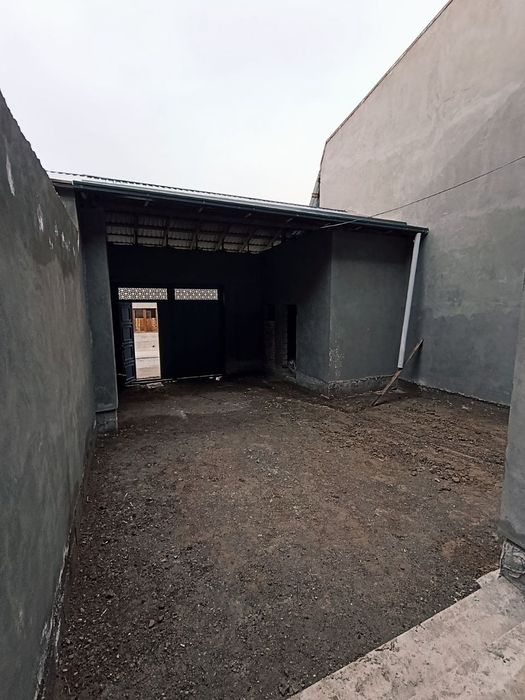 Keles Olmazor Kirov qizgaldoq 1.5 karobka sotiladi