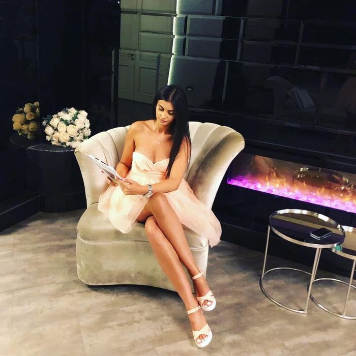 Hostess / hostes evenimente nunti botezuri petreceri/ primire invitati