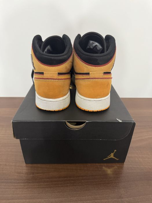 Jordan 1 Fat Tongue Black Orange