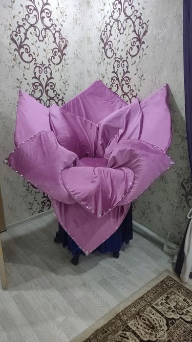 Лотос гүлі. 1 жас мерекеге