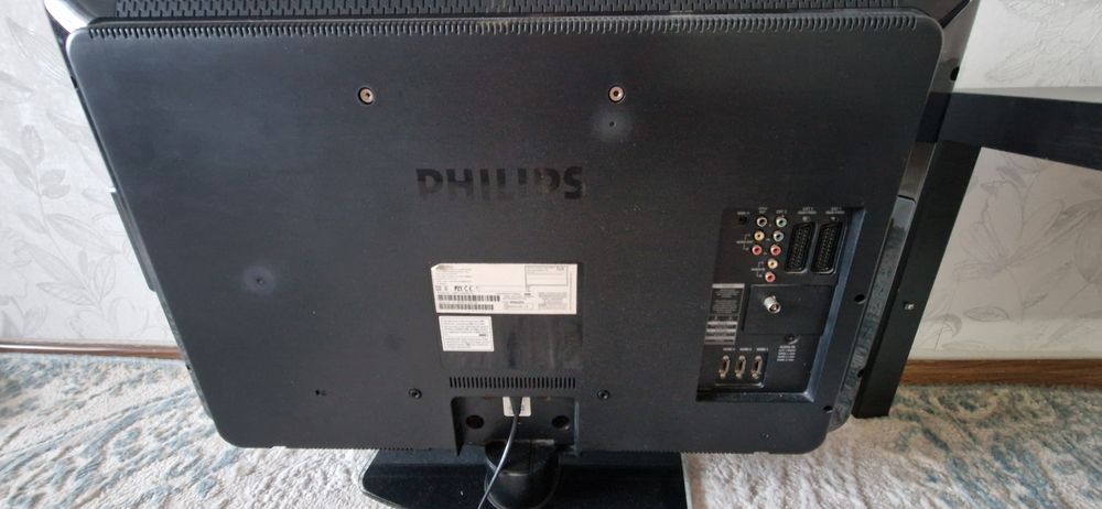 Продам телевизор Philips