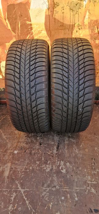 2 Anvelope ca noi Bridgestone 225 50 R17 M+S