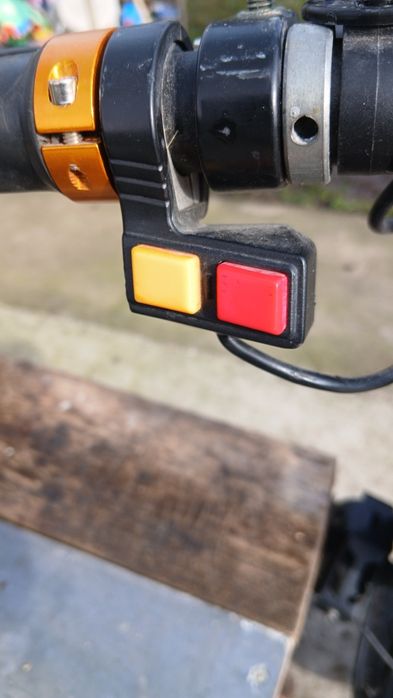 Vând trotineta electrica kugoo g booster