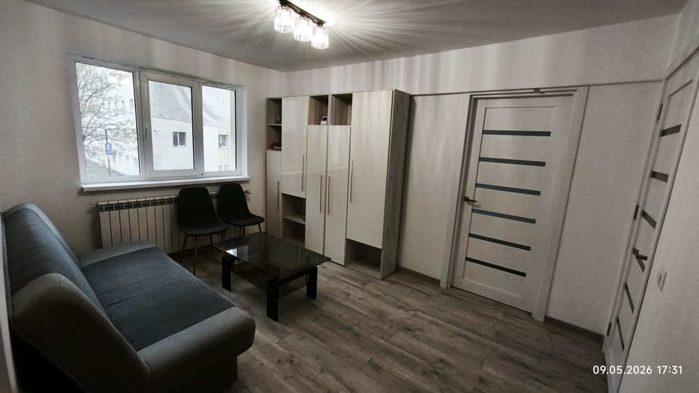 Închiriez apartament 3 camere, Piatra Neamț, aleea Tiparului