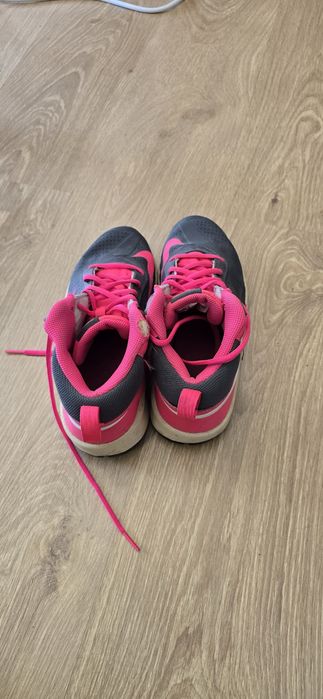 Маратонки различни марки